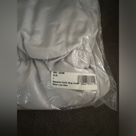 NWT2 SHOW ME YOUR MUMU Samantha Ruffle Wrap Dress Silver Luxe Satin - Picture 6 of 7